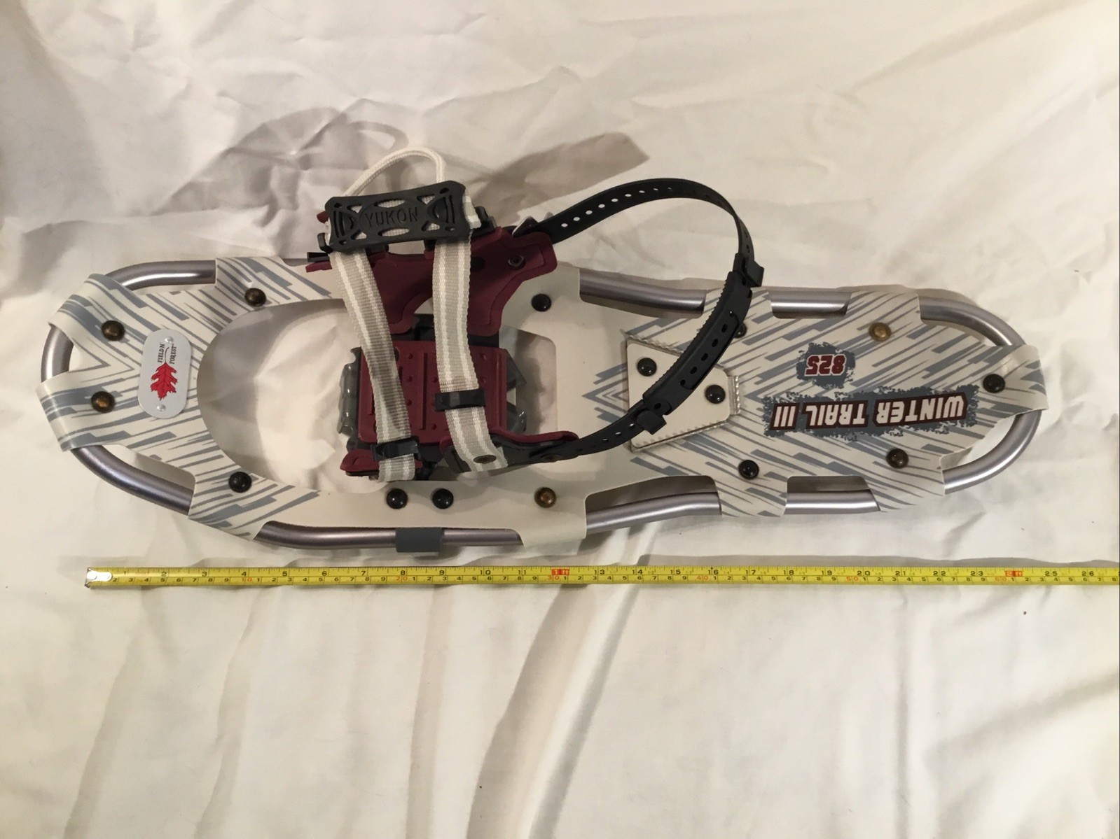 Field N Forest Winter Trail III 825 Snow Shoes Yukon