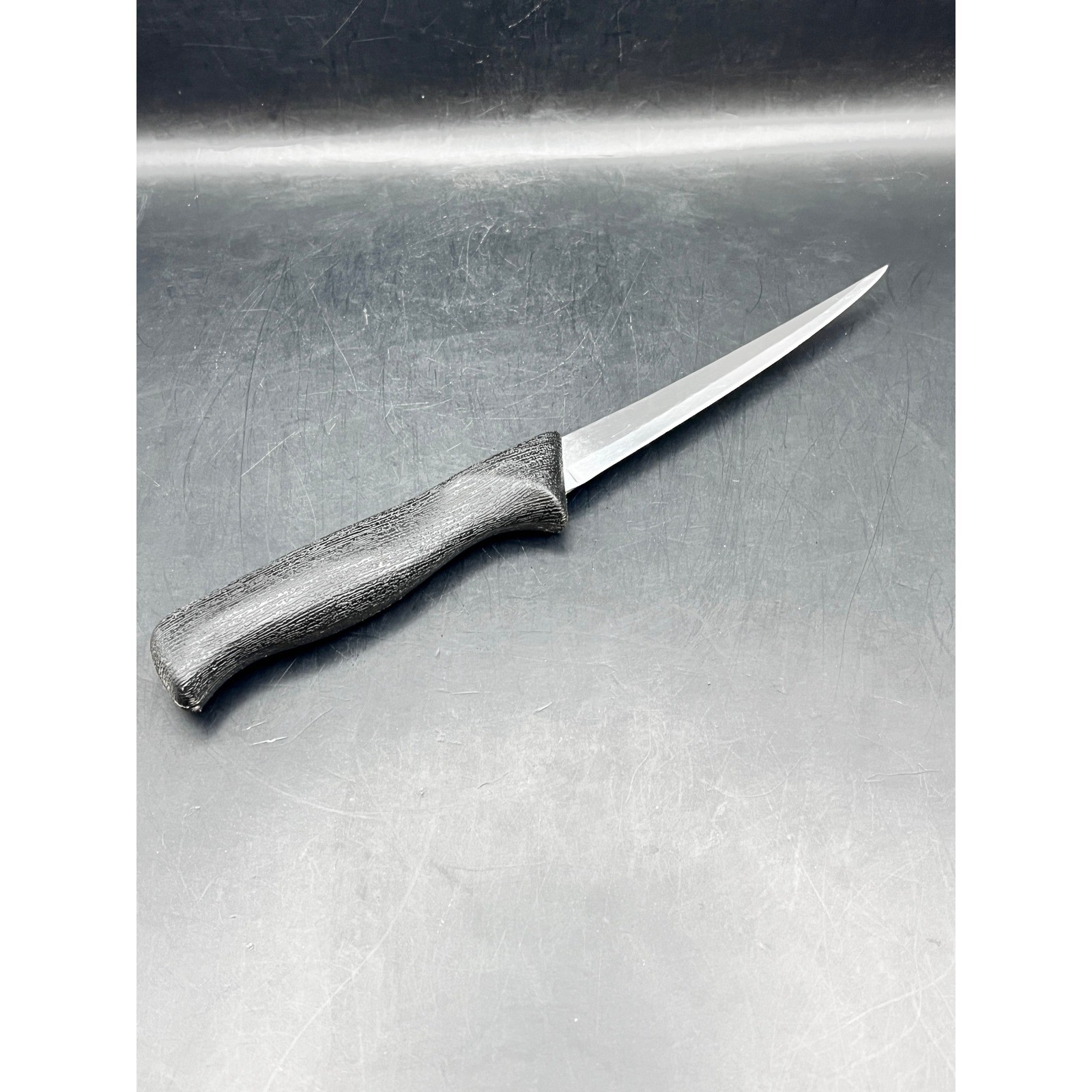 American Angler Fillet Knife Surgical Stainless Steel Blade Black Handle 9.25"