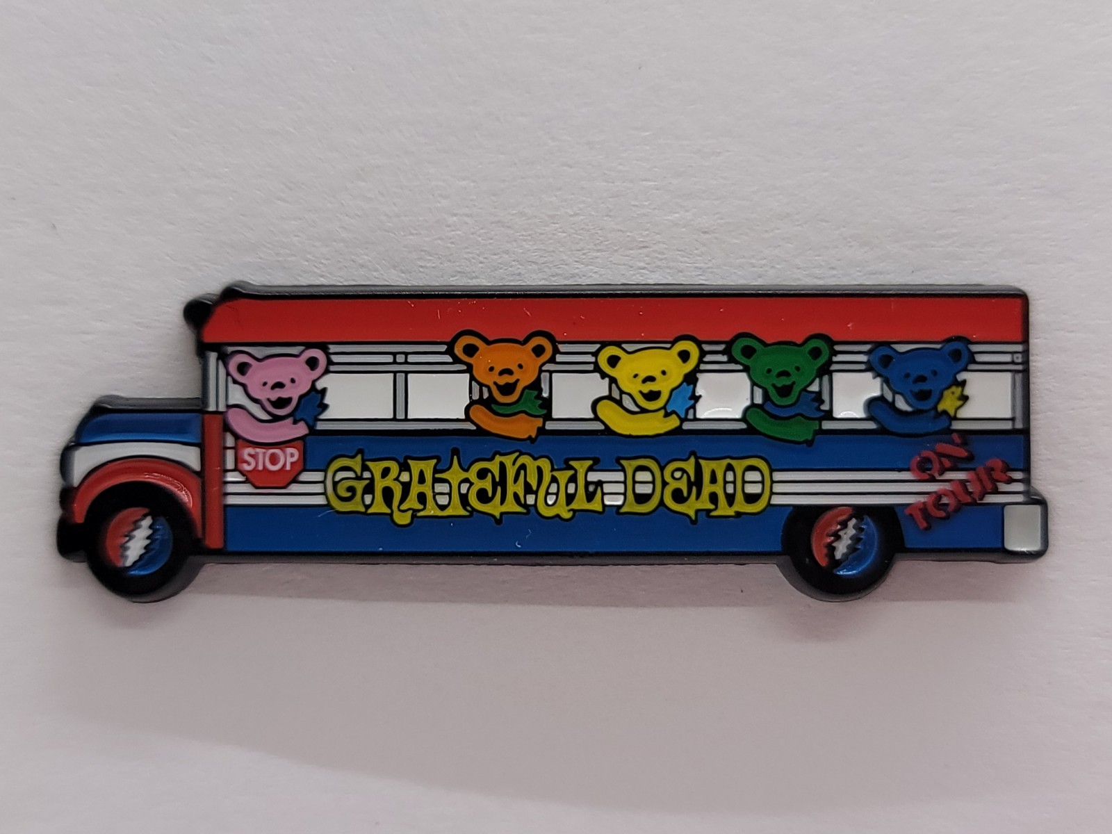 Grateful Dead – Jerry Bears Riding in Bus Enamel Pin