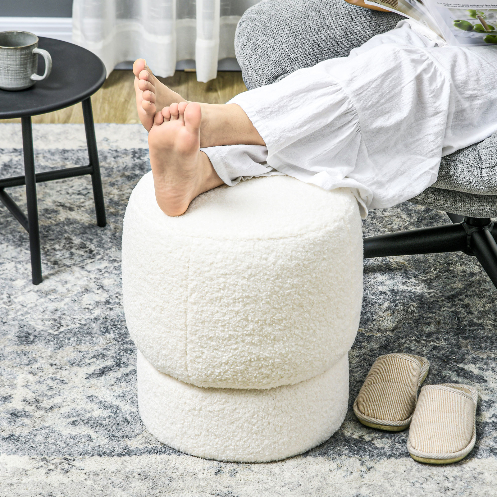 HOMCOM Round Ottoman Foot Stool with Fabric Upholstered Seat, Cream White