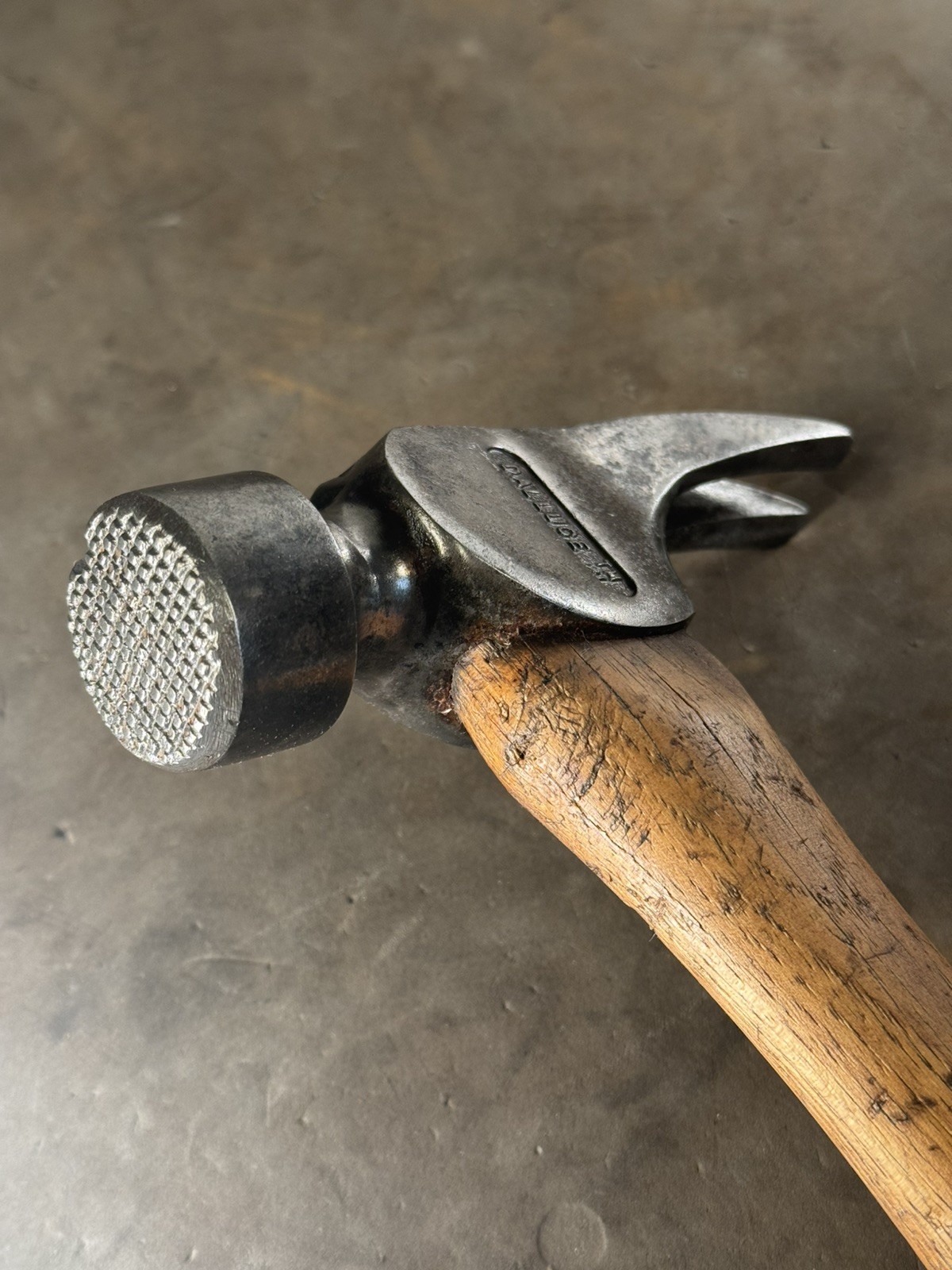 Beautiful Dalluge 21 Straight Claw Hammer Original Handle California Framer