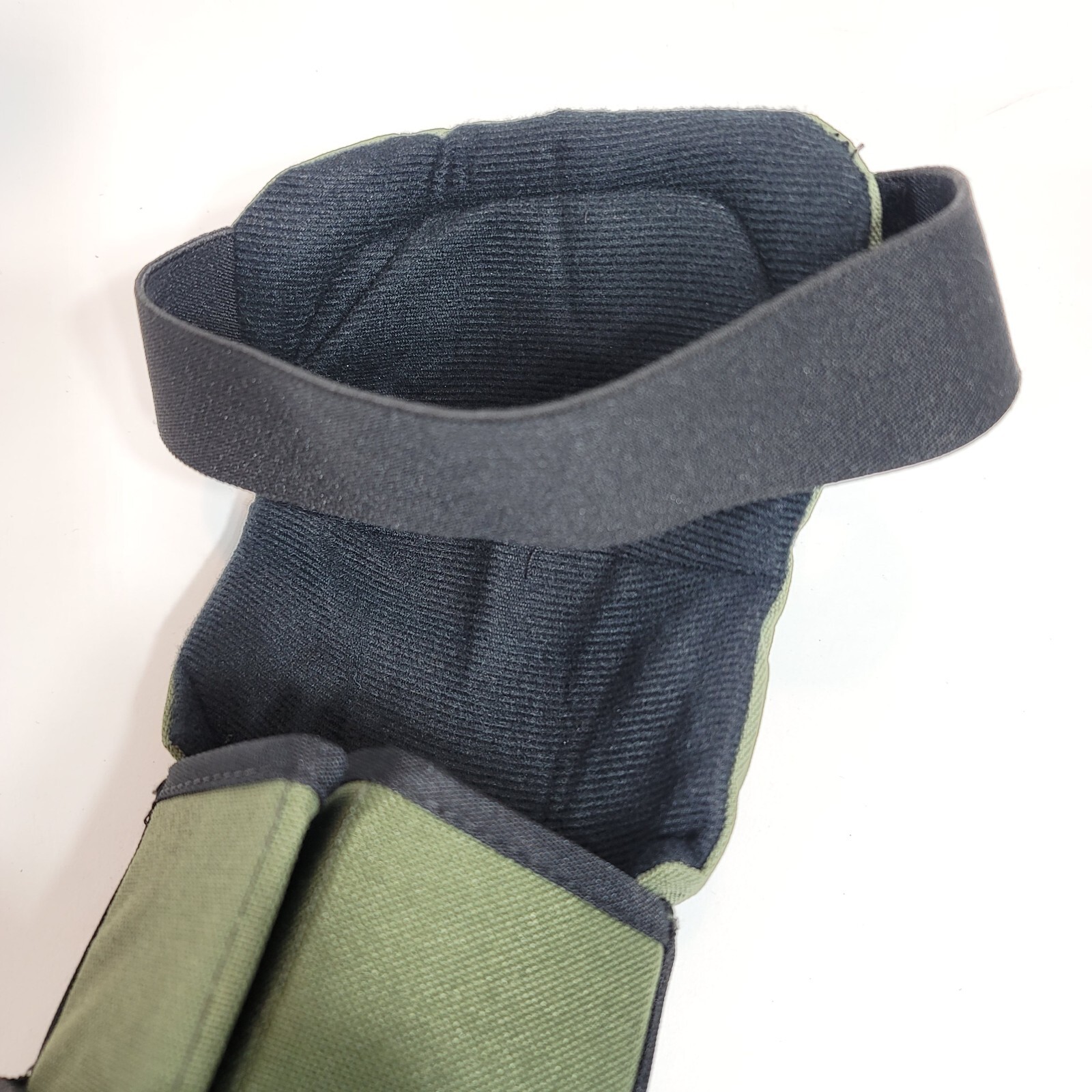 Nugget Stalker® for Metal Detector Leg Gaiter Protection w/ built in Knee Pads