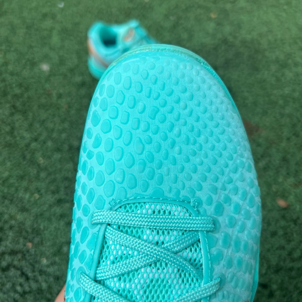 NK Jalen Brunson X NK Zoom Kobe 6 Protro Statue of Liberty IQ5774-300