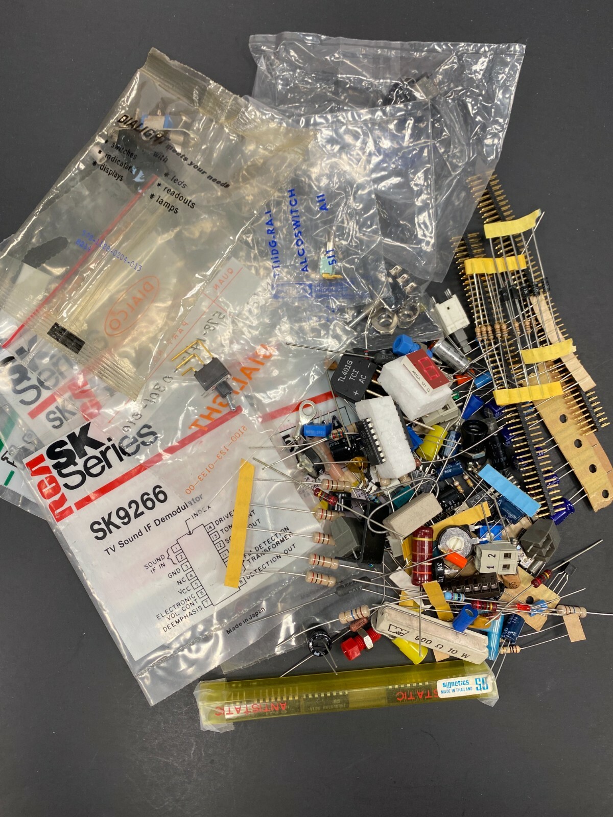 Grab Bag - DIY Assortment Geek Miscellaneous Electronic Parts / Components - NEW