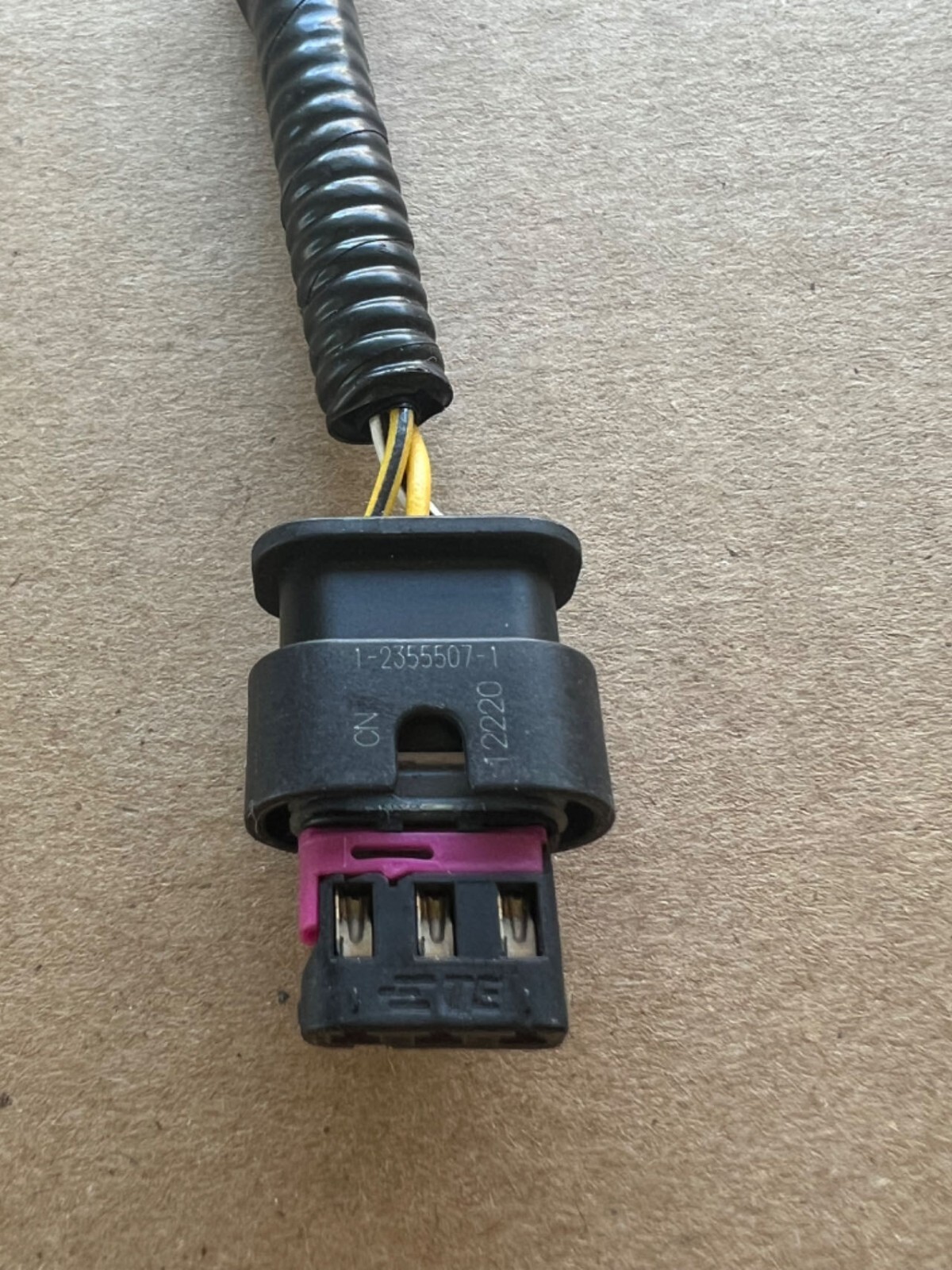 872858541 3 Pin Parking Sensor Plug Pigtail Fit for VOLVO XC60