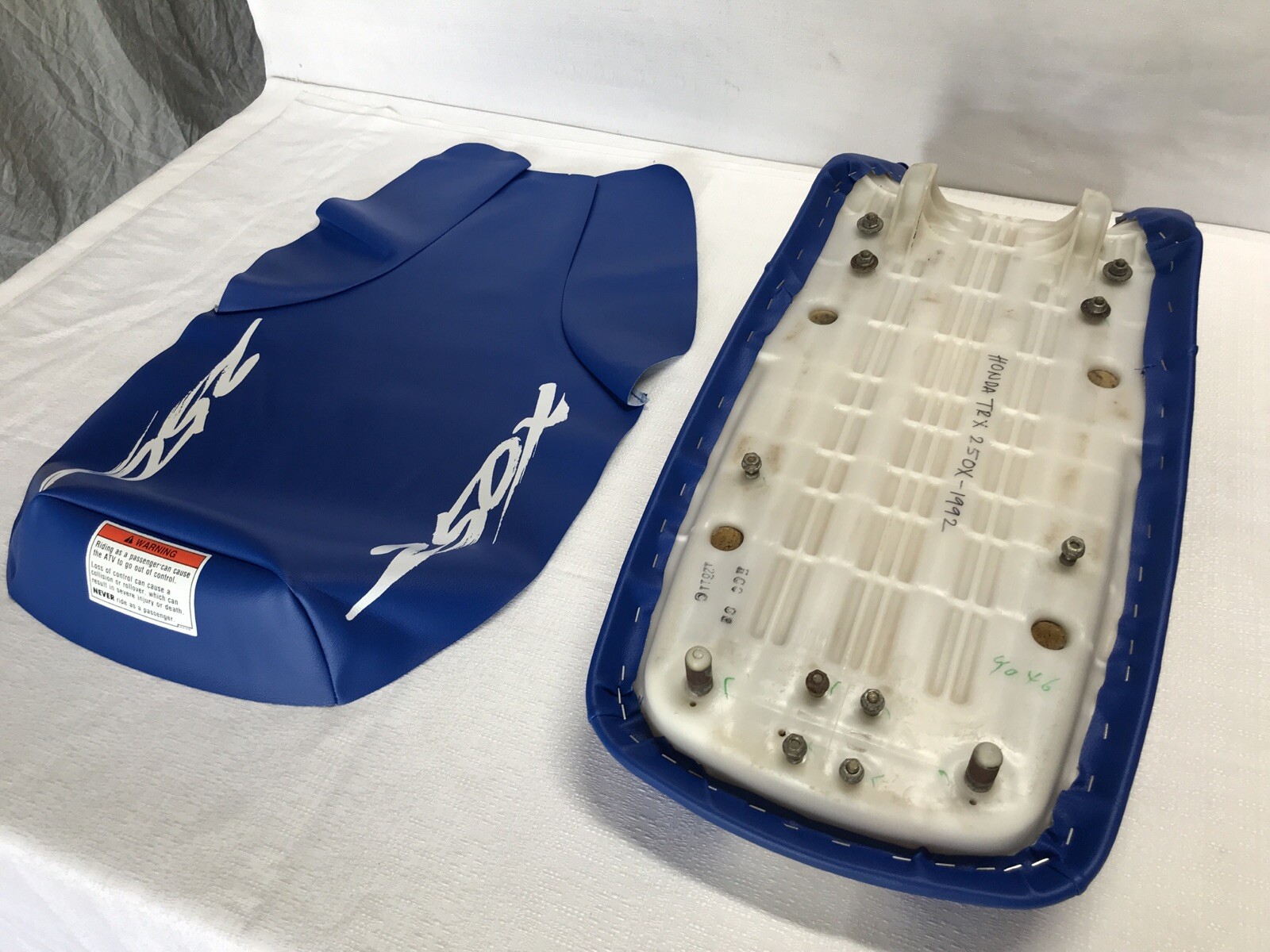 HONDA TRX250X SEAT COVER HONDA FOURTRAX 250X SEAT COVER-blue- 1991 & 1992 (H412)
