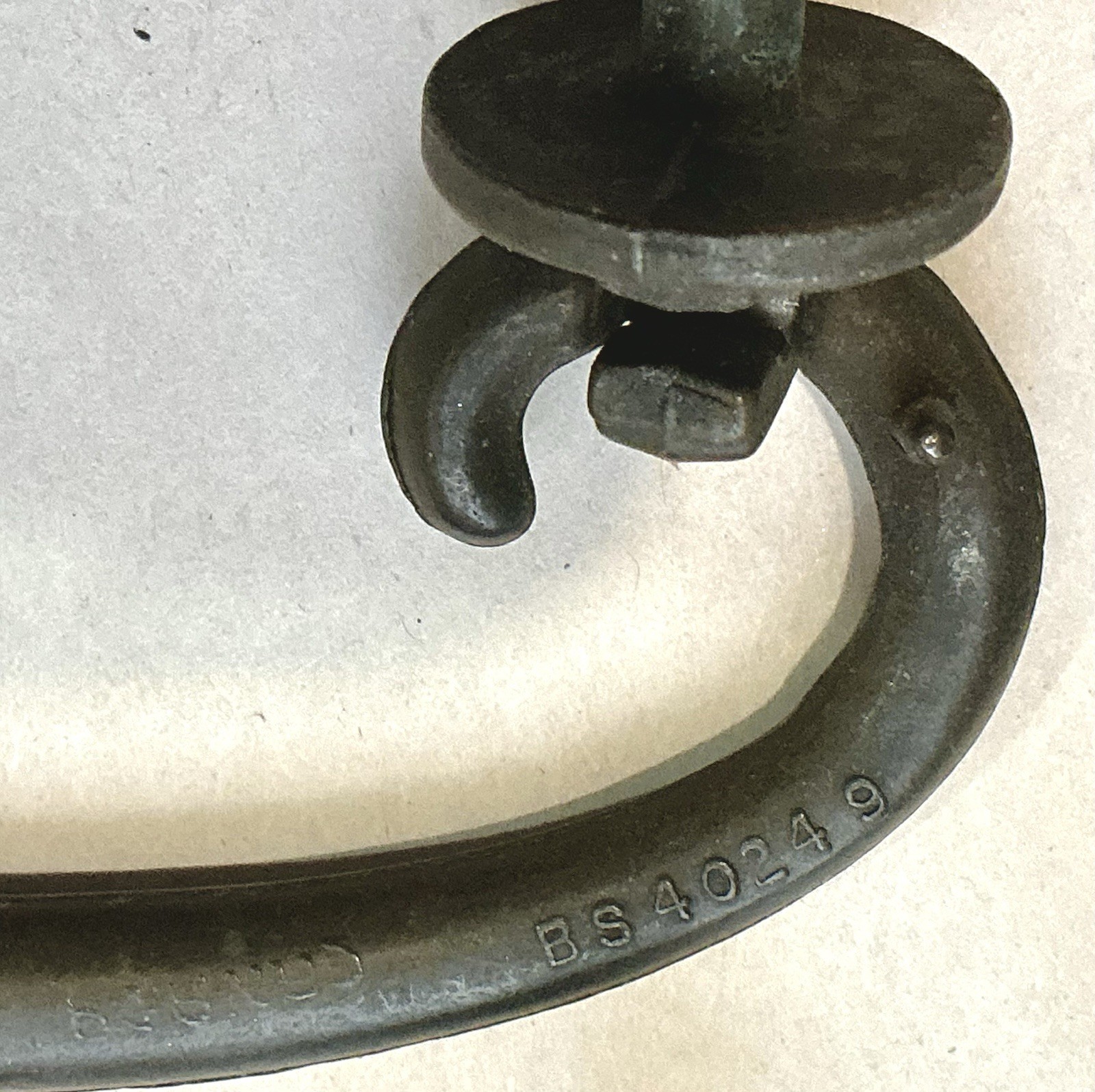 Vtg Lot/20 Bronze Drop Bail Handle Drawer Pulls MCM 3.125”C-C 4”L Hefty Stylish