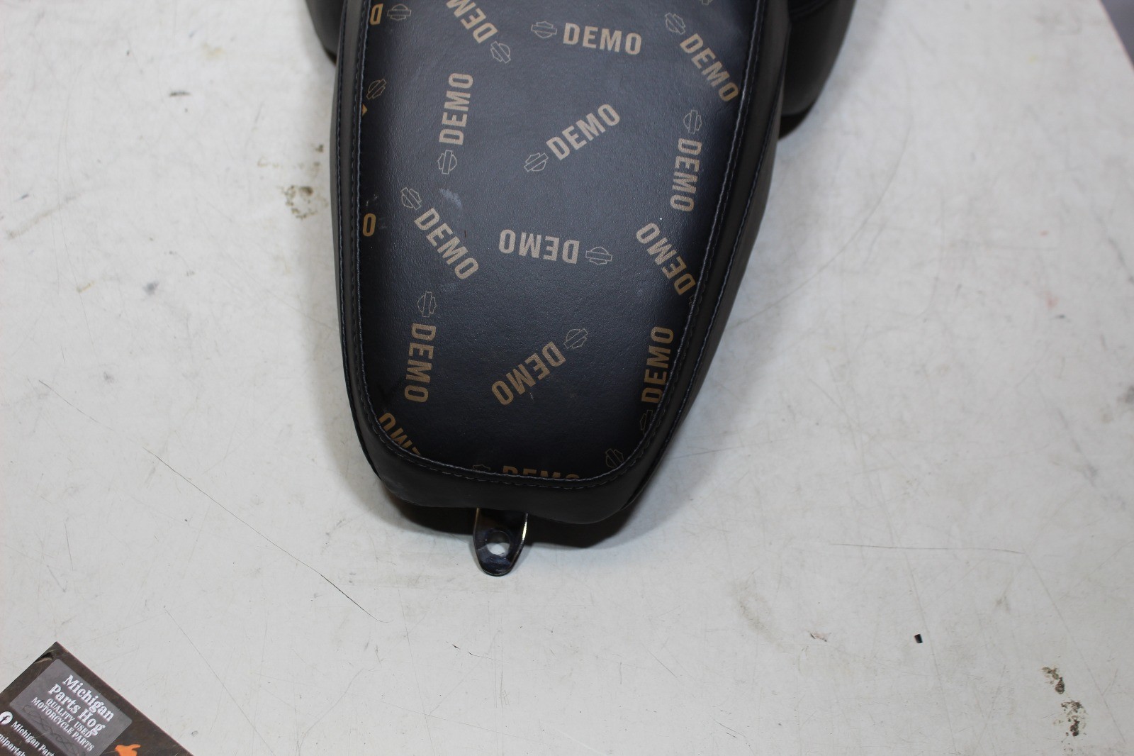 18-26 Harley Softail Two Up Low Rider Reach Seat OEM DEMO