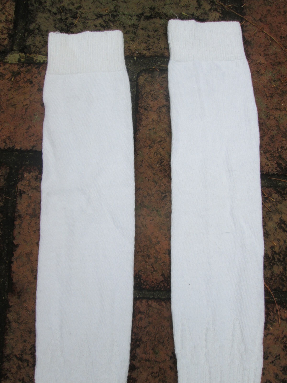 REENACTOR COLONIAL REV WAR 18-19TH C STOCKINGS CABLE WOVEN WHITE COTTON TEXTURED