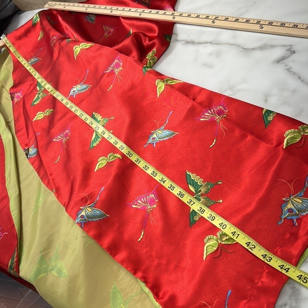 Red Satin Butterfly Japanese Style Kimono Jacket Womens Medium Gold Lining