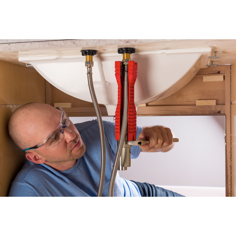 Ridgid 57003 Reinforced EZ Change Faucet Basic Wrench Tool 16-1/2 in.