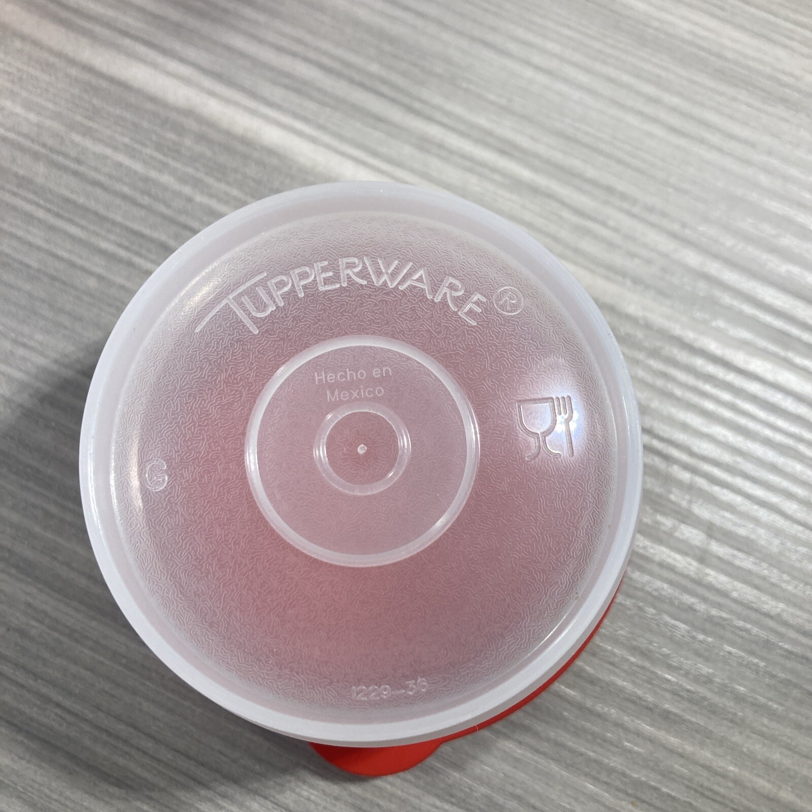 Tupperware Bell Tumbler w/ Sippy Lid 2 Midgets and Snack Cup in Red New!