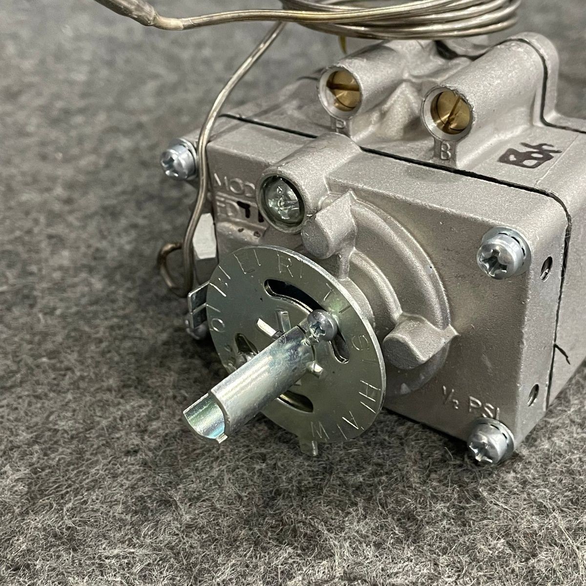 BAKERS PRIDE AS-M1005X Thermostat with Knob 650F FDTH Gas