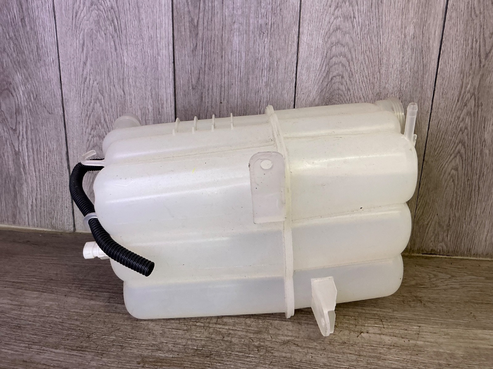 # 2024 GMC SIERRA AT4 3500 HD DURAMAX COOLANT RESERVOIR SURGE TANK BOTTLE