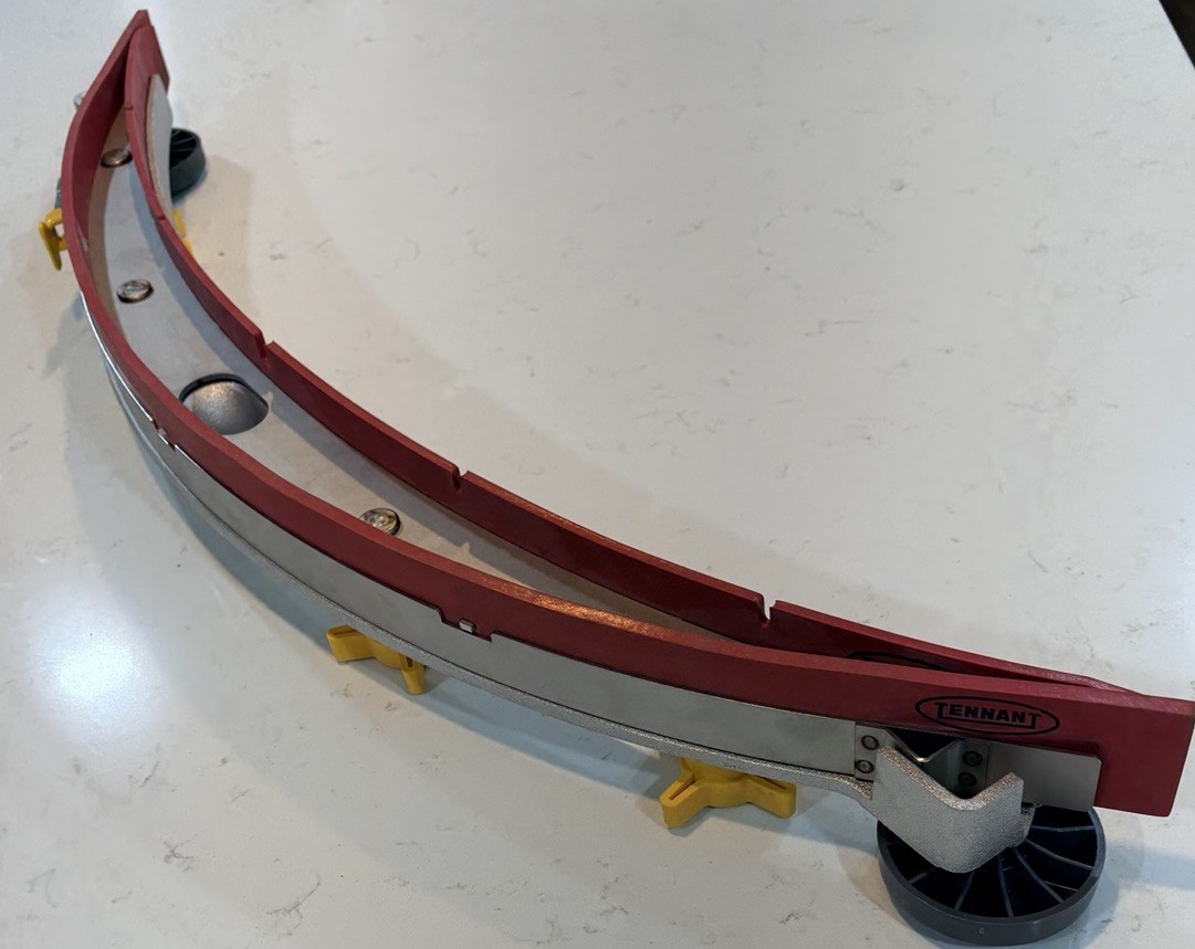 Tennant 9000139 - Genuine OEM Squeegee Assembly Kit 650MM. T7/SSR. Ships free