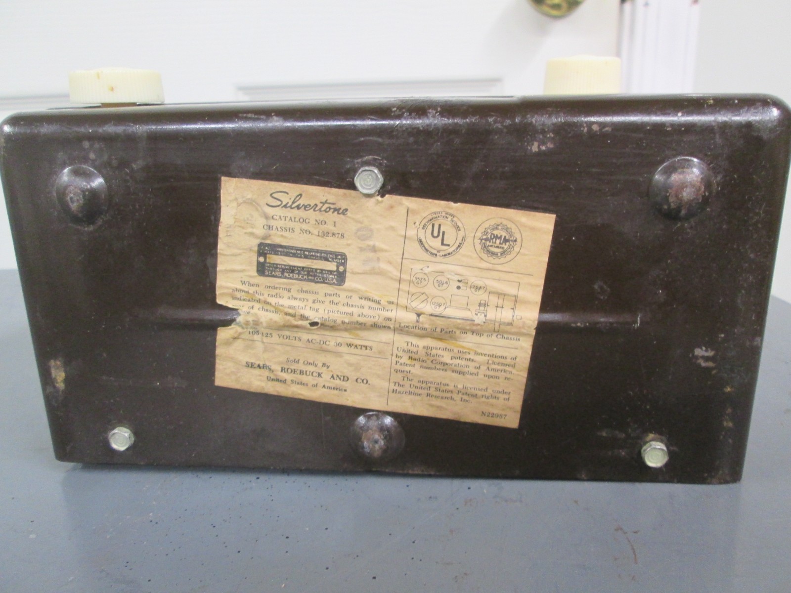 1950 Silvertone 1 Chassis 132.878