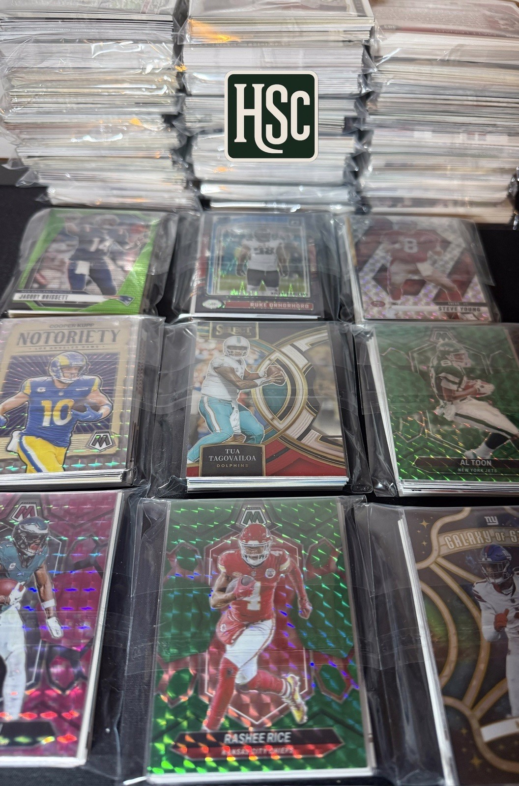 Football NFL - 80 Card Lot - Rookies, Parallels, Memorabilia, Autos, Numbered