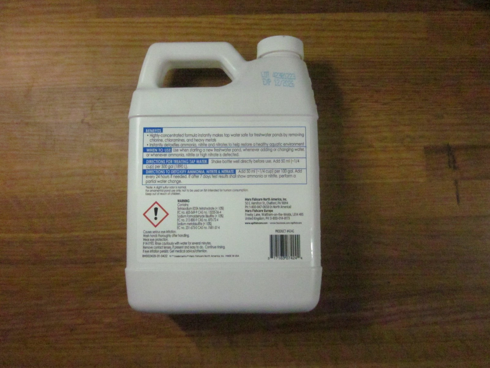 API Pond Aqua Essential Water Conditioner 32oz.