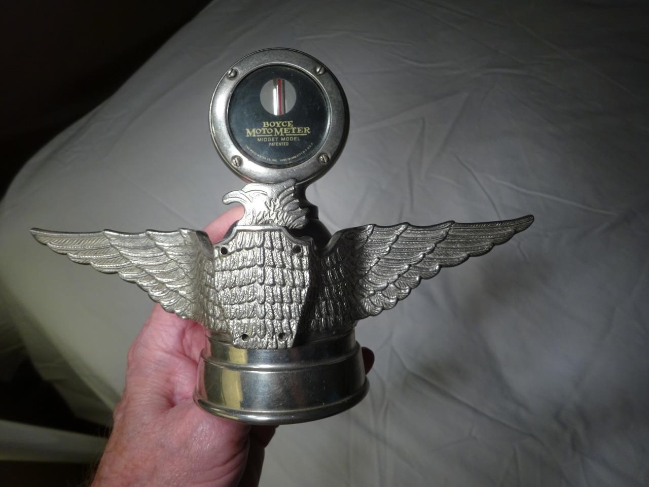 ANTIQUE WINGED EAGLE BOYCE MOTO-METER RADIATOR CAP HOOD ORNAMENT Minty