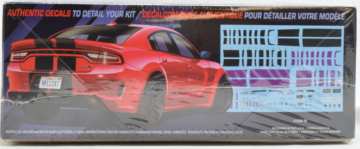 AMT 2021 Dodge Charger Hellcat Redeye Widebody 1:25 Plastic Model Car Kit 1325