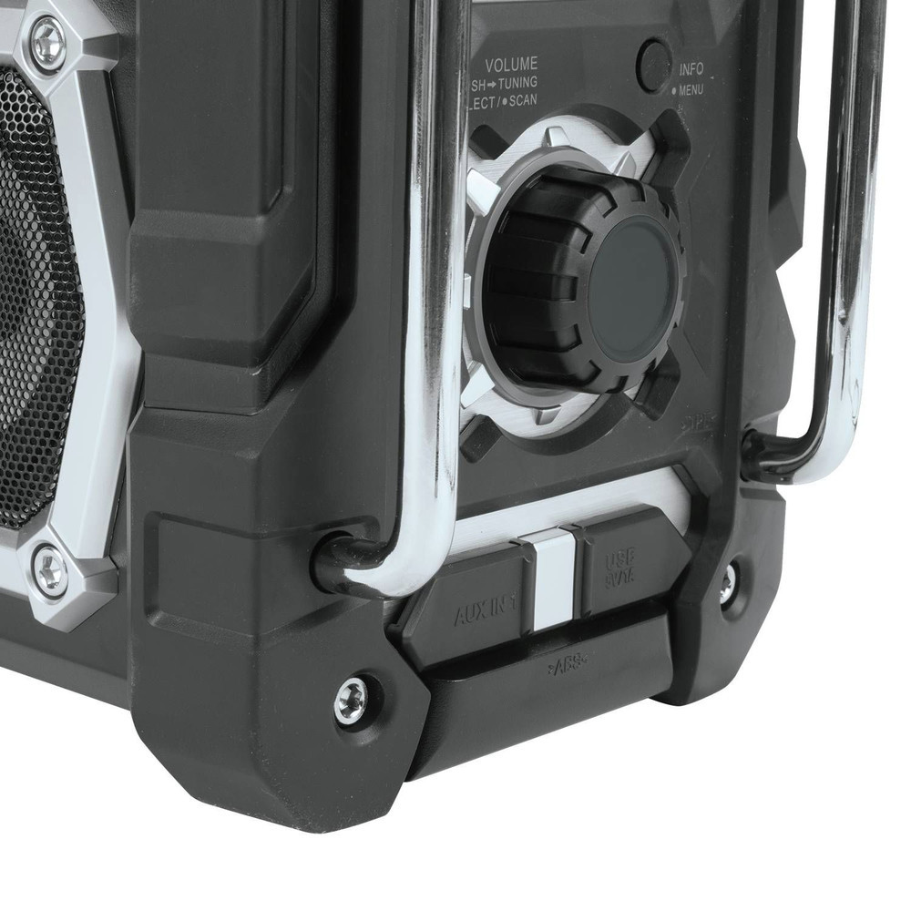 Makita XRM06B-R 18V LXT Bluetooth Job Site Radio Certified Refurbished