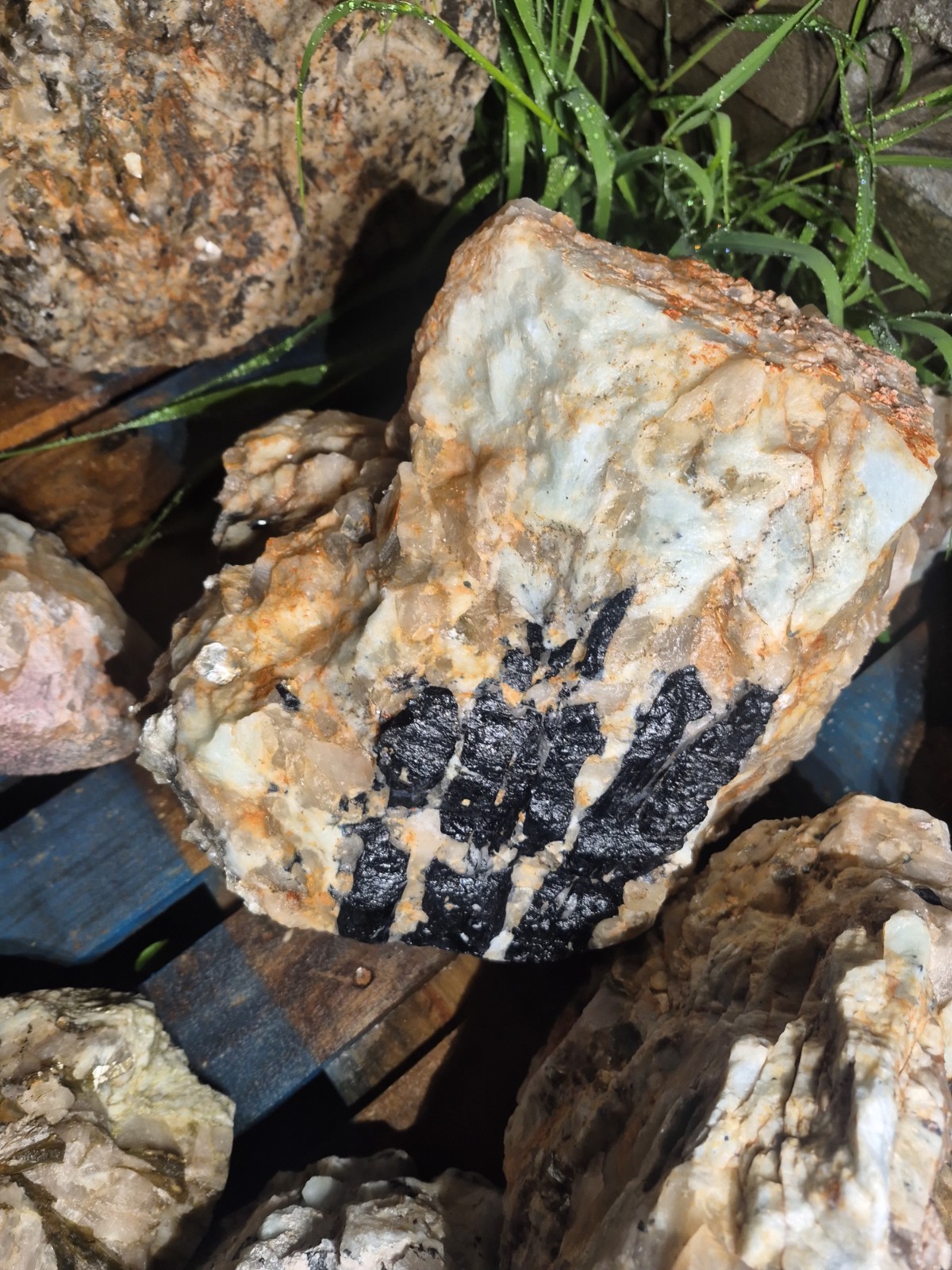 10 Lbs Of AUTHENTIC UNSALTED Gemstone Pay Dirt!Tourmaline Mine Pocket Ore!