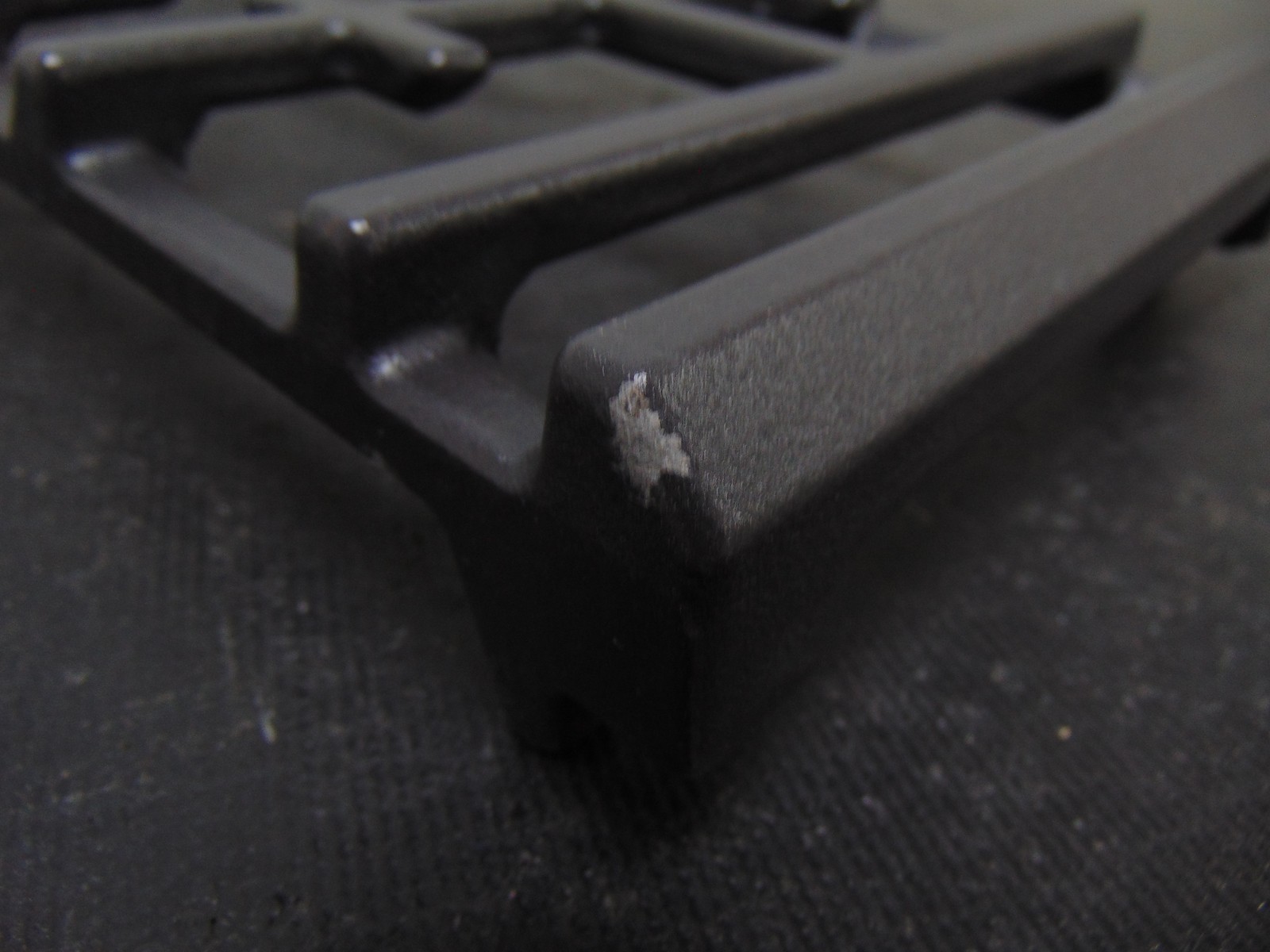 Frigidaire Range GCFG3070BFA Center Grate 5304535284