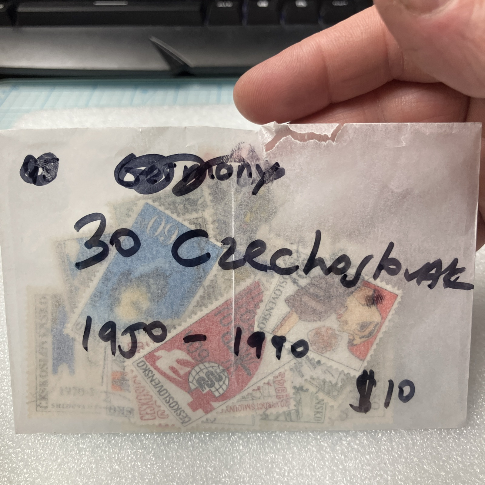 30 Vtg USED Czechoslovakia 1950-1990 Colorful Stamps, Nice Mixed Lot, $1 Ships.