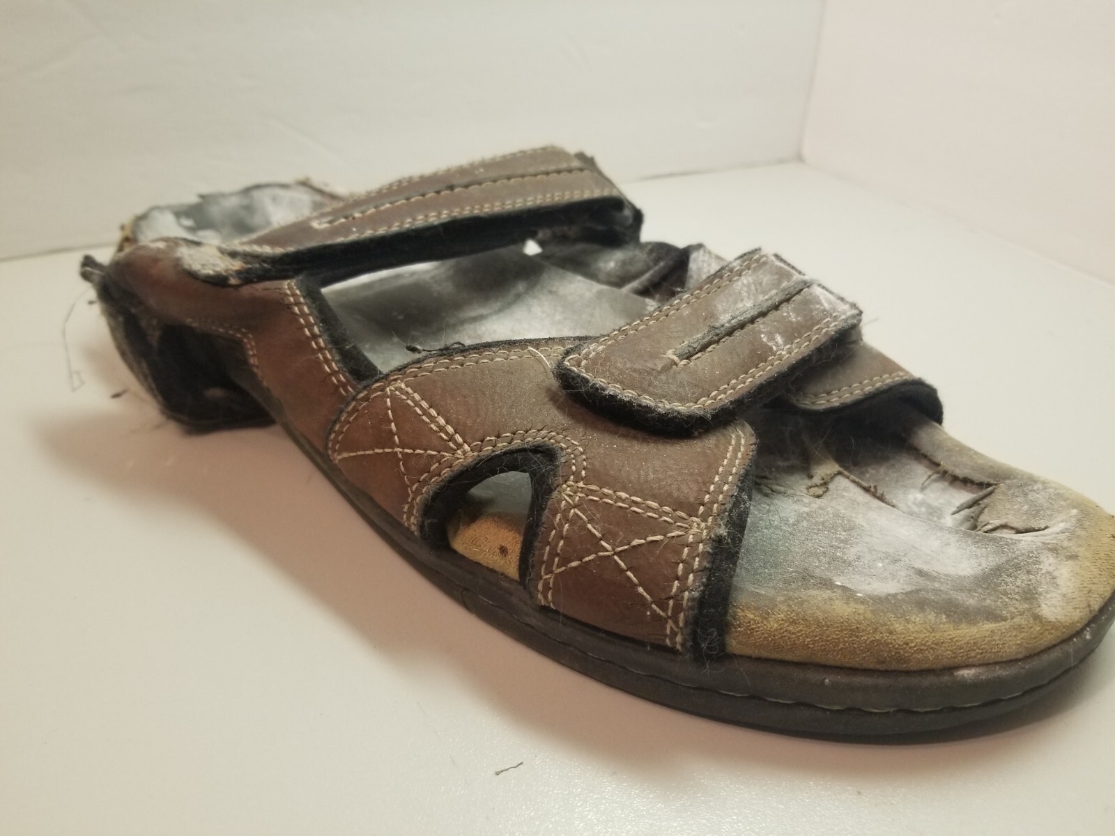 Men's REALLY Used Dockers Sandals 10w or 10 half READ Jesus Men Shoes Shoe