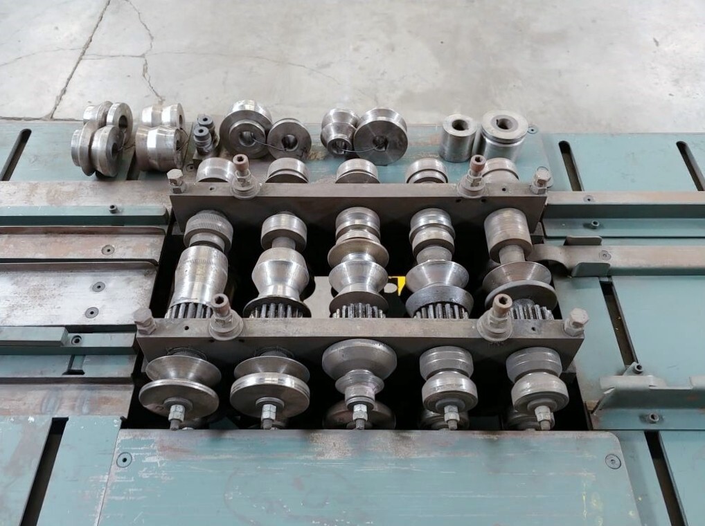 ENGEL LOCKFORMER ROLL FORMING MACHINE M-525 SHEET METAL PITTSBURGH MACHINE