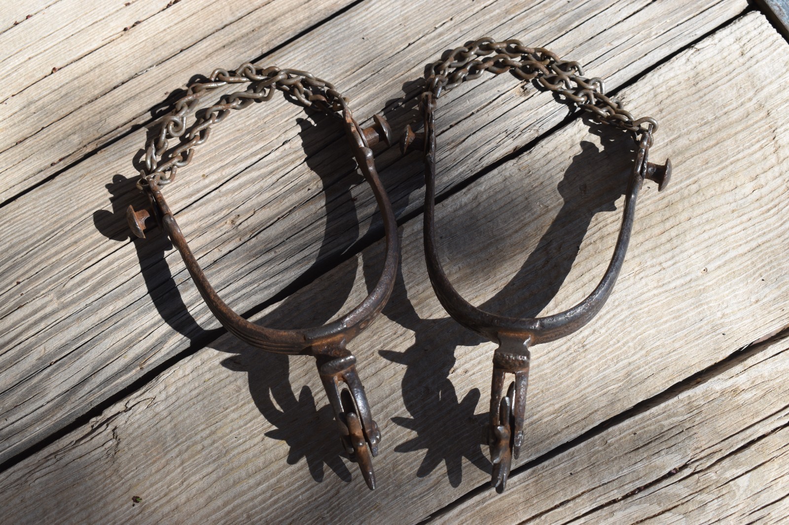 VINTAGE BUERMANN DROP SHANK SPURS W/ HEEL CHAINS