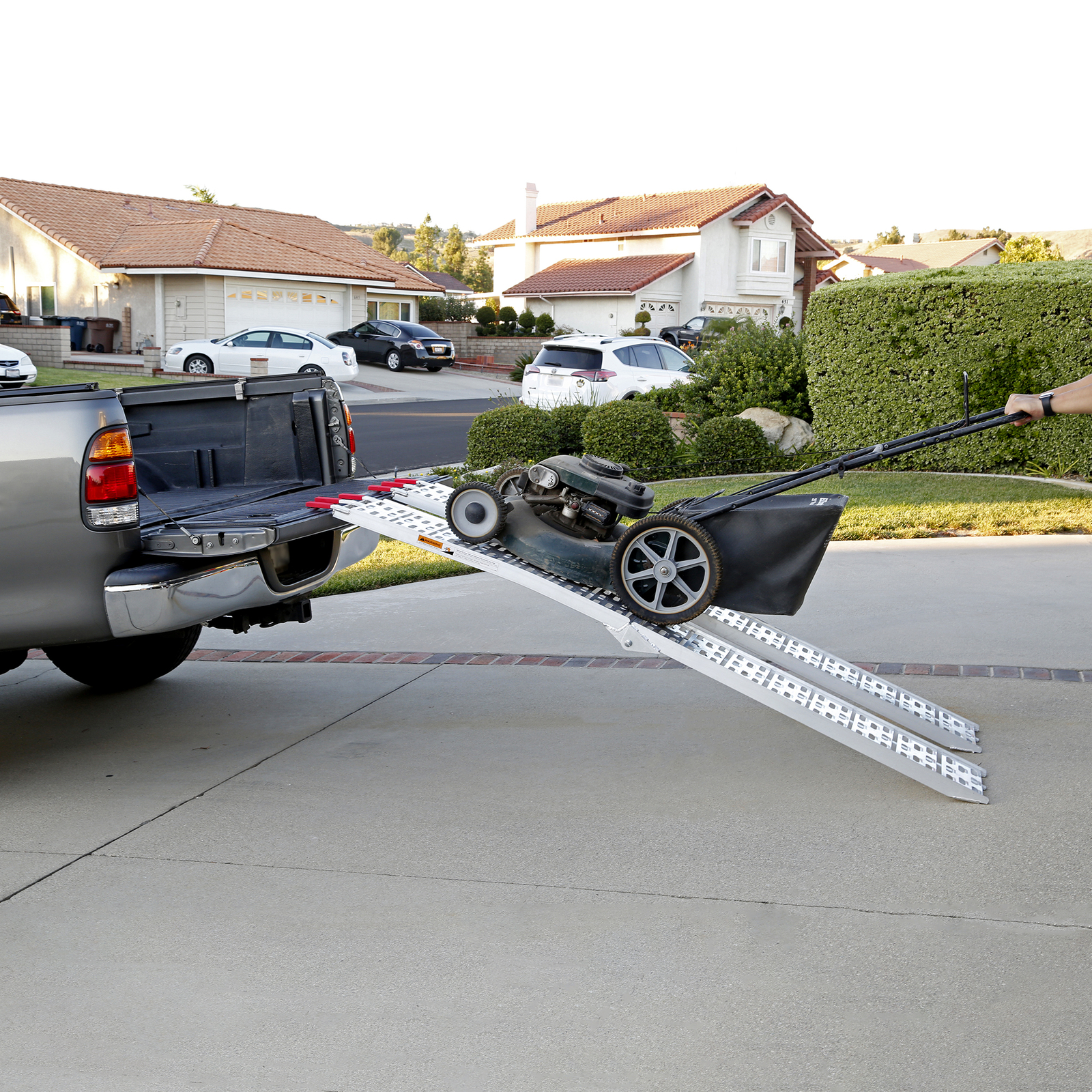 7.5' Set of 2 Truck ATV Folding Aluminum Loading Ramps, 1500 lbs Capacity