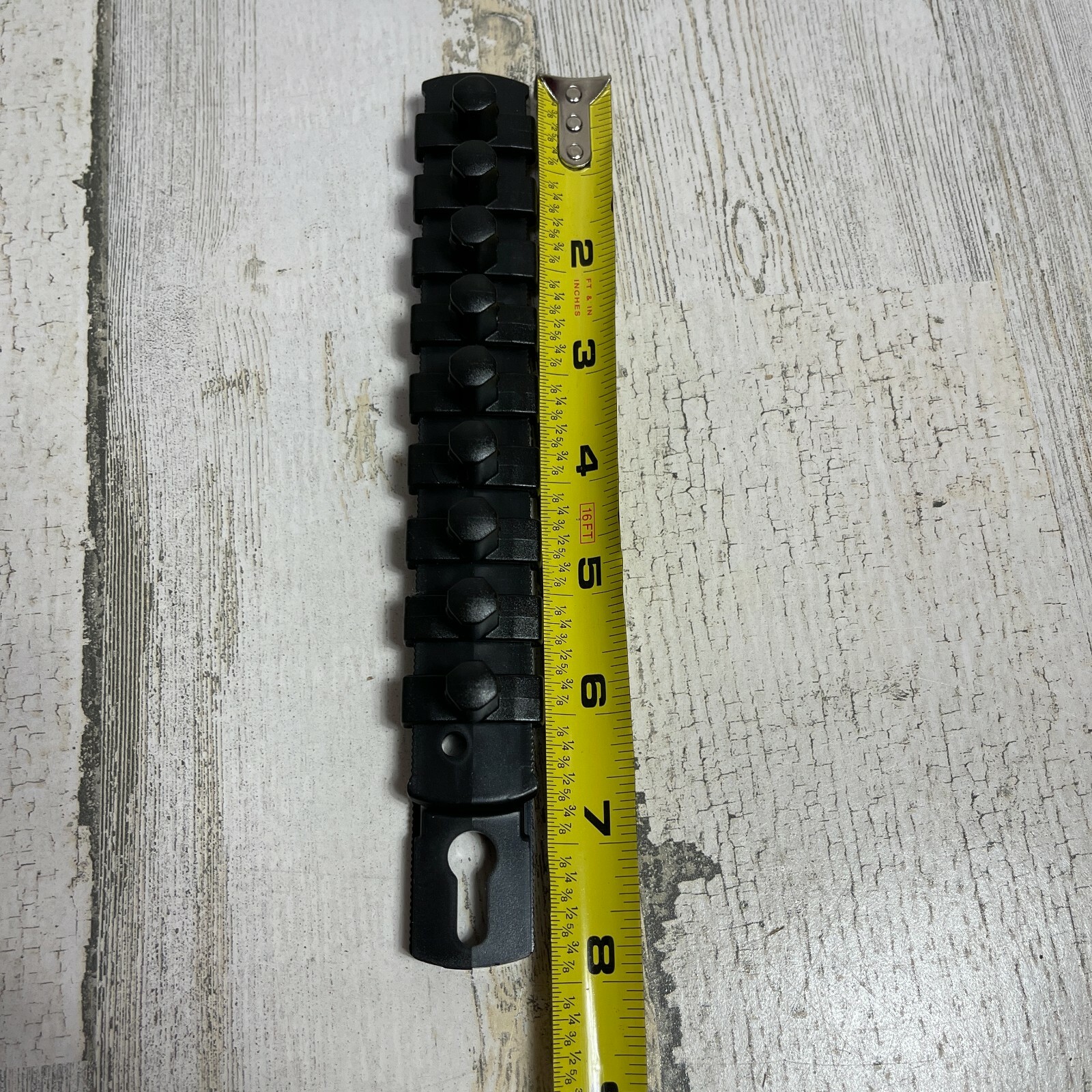 Ernst 3/8" Drive 8" Socket Organizer Rail with 9 Twist Lock Clips - Black