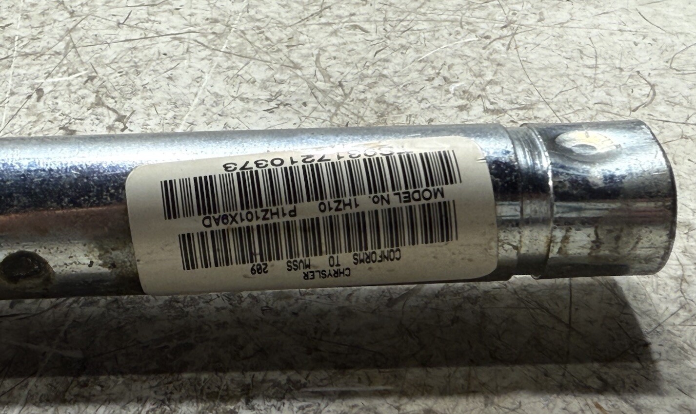 2011 - 2019 Dodge Charger Chrysler 300 Front Seat Belt Pair With Buckle OEM