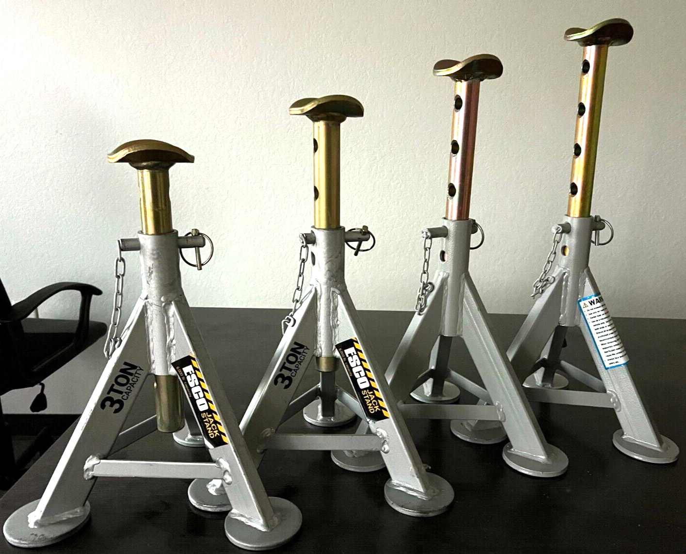 ESCO 10497 3 Ton Axle Top Post Jack Stands Pair