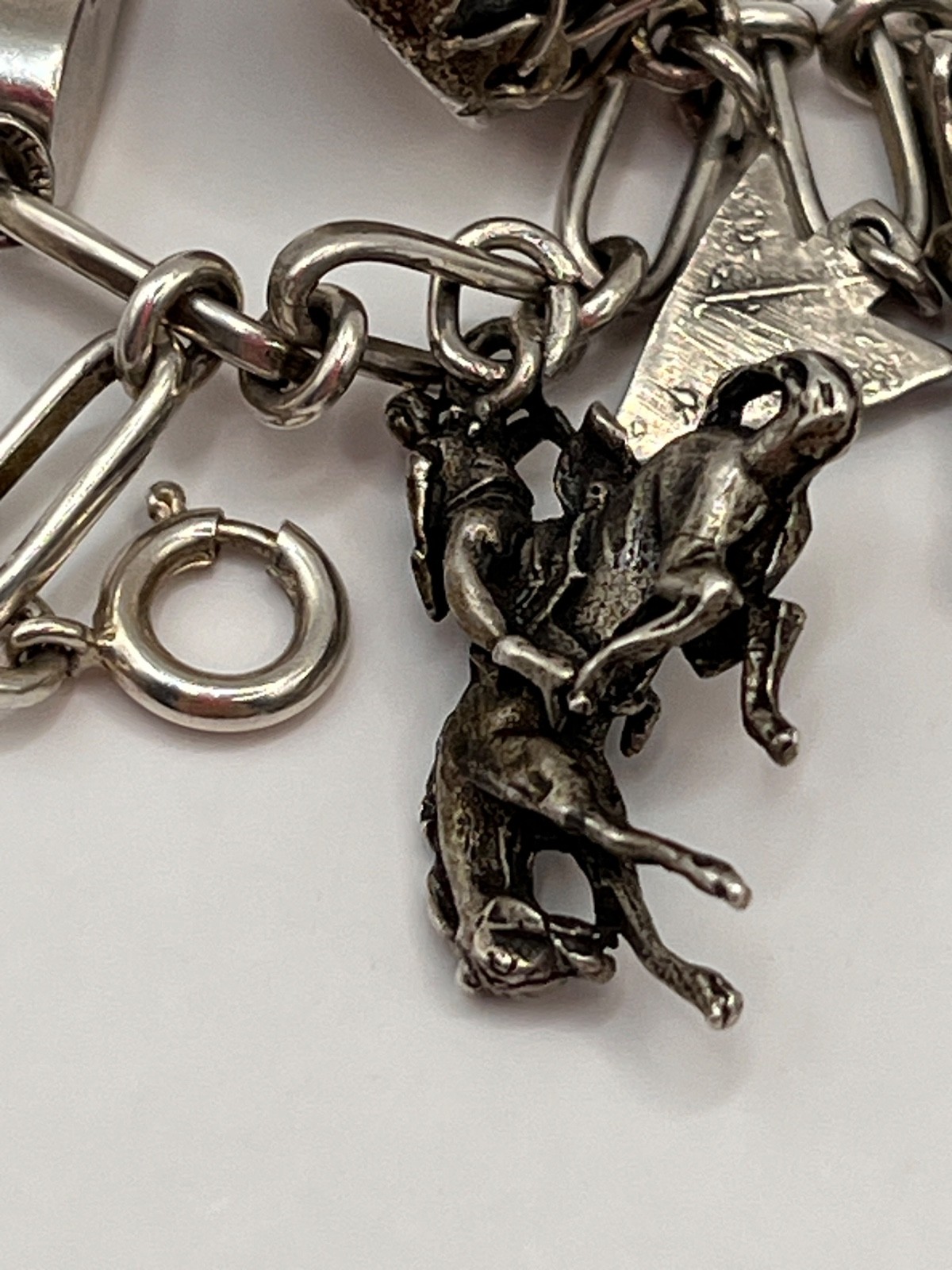 Vintage 7.5” Sterling Silver 925 Charm Bracelet With 19 Charms SW CA Articulated