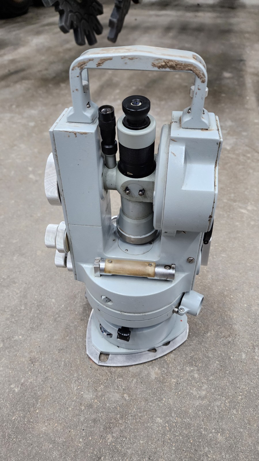 Zeiss Th2 Transit Theodolite 121360 West Germany with Carrying Case