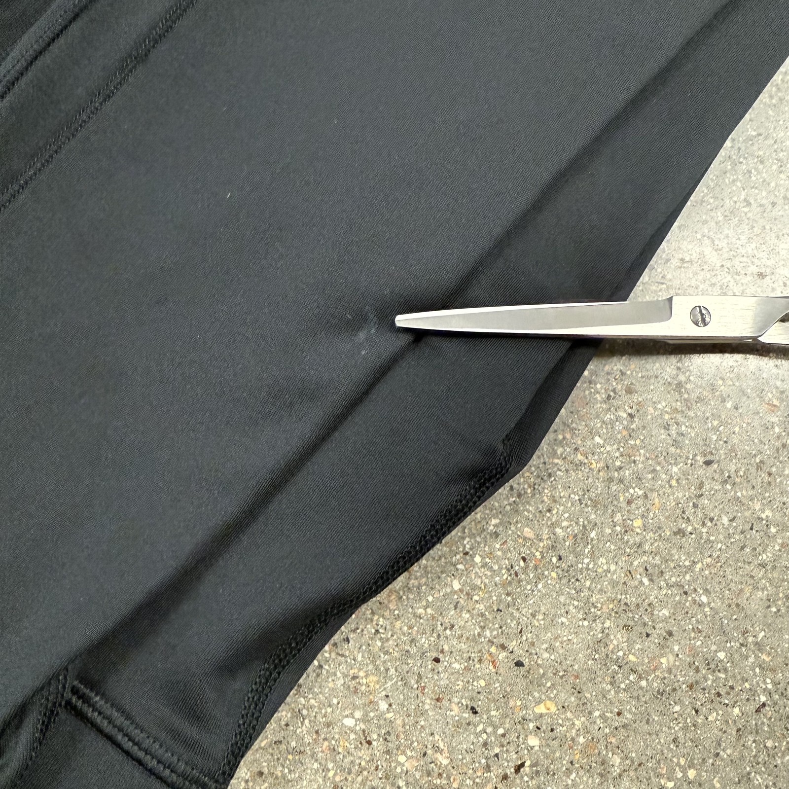 Under Armour Compression Leggings Women’s Small Athletic Workout Pants Running Y