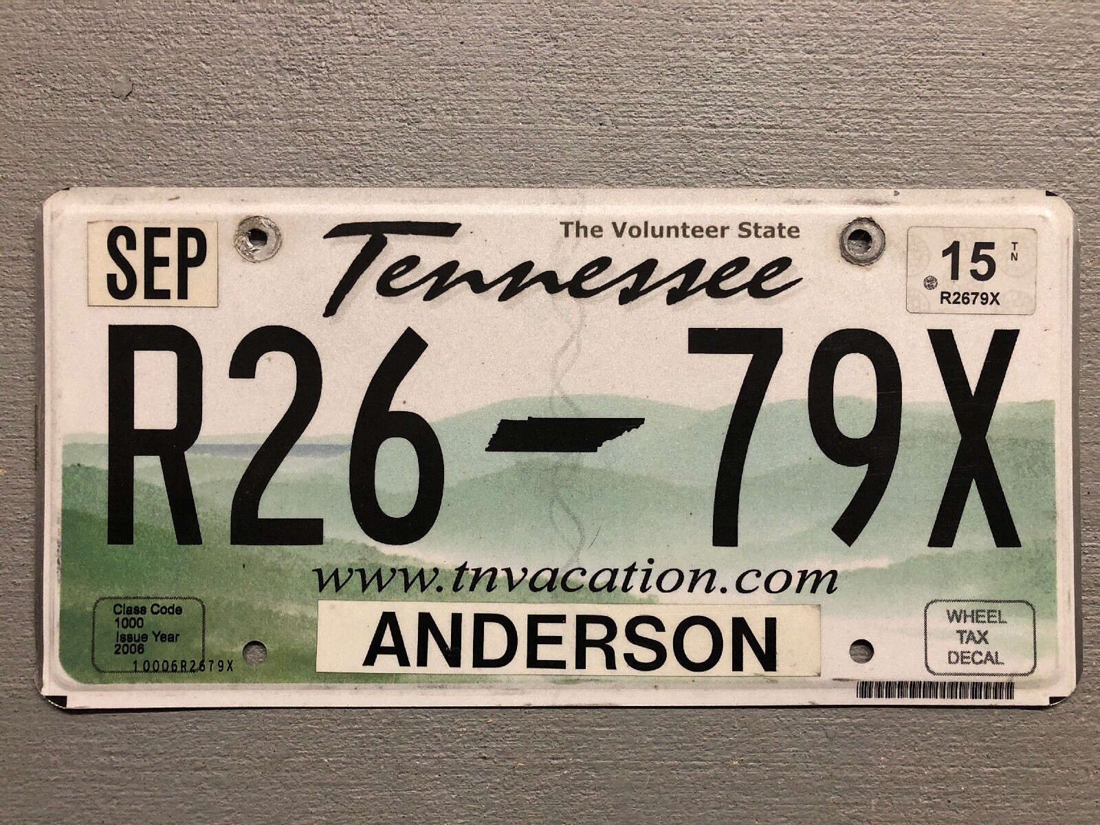 TENNESSEE LICENSE PLATE ROLLING HILLS WWW.TNVACATION.COM RANDOM LETTERS/NUMBERS