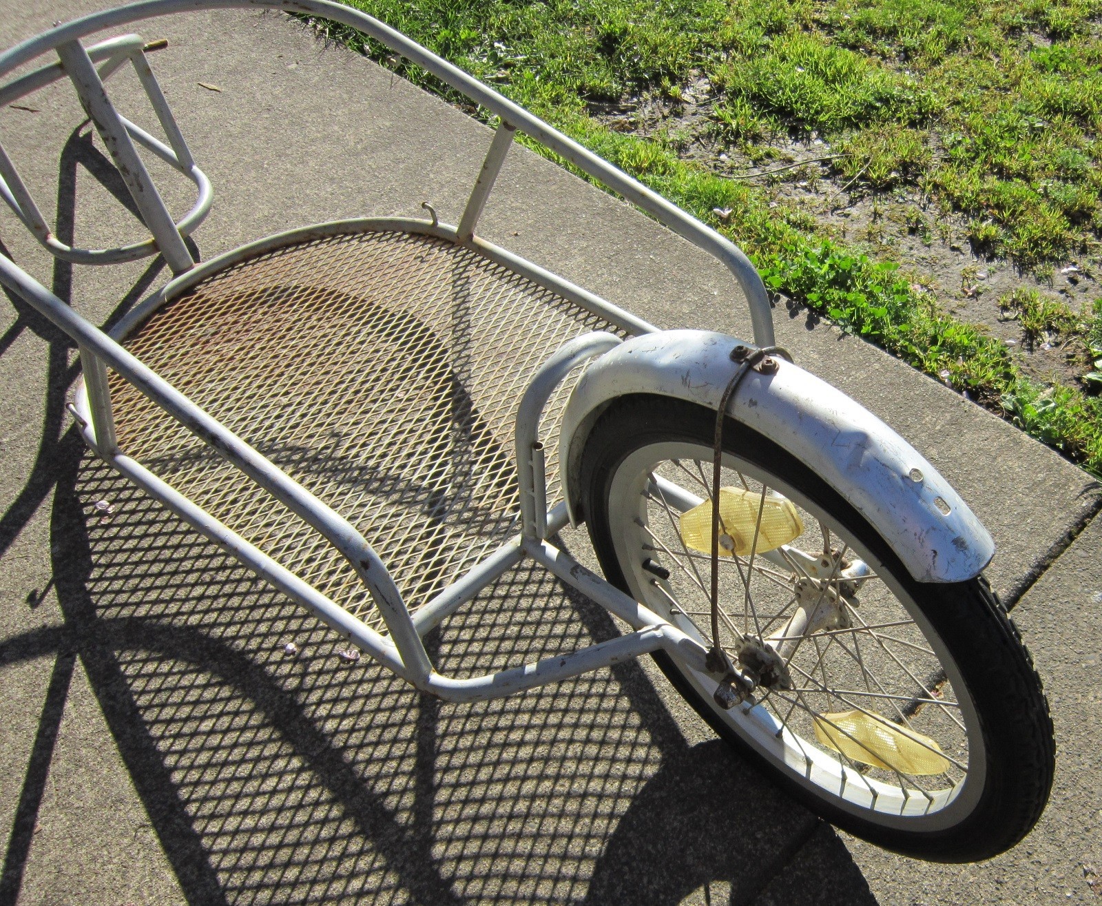 Vintage BOB Yak BICYCLE All-Metal CARGO TRAILER Single Wheel