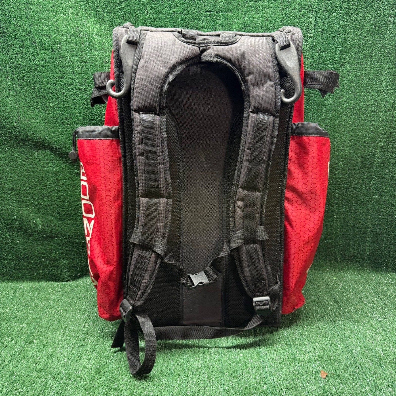 Boombah Superpack Red/Black Baseball Softball Bat Bag Backpack Equipment Storage
