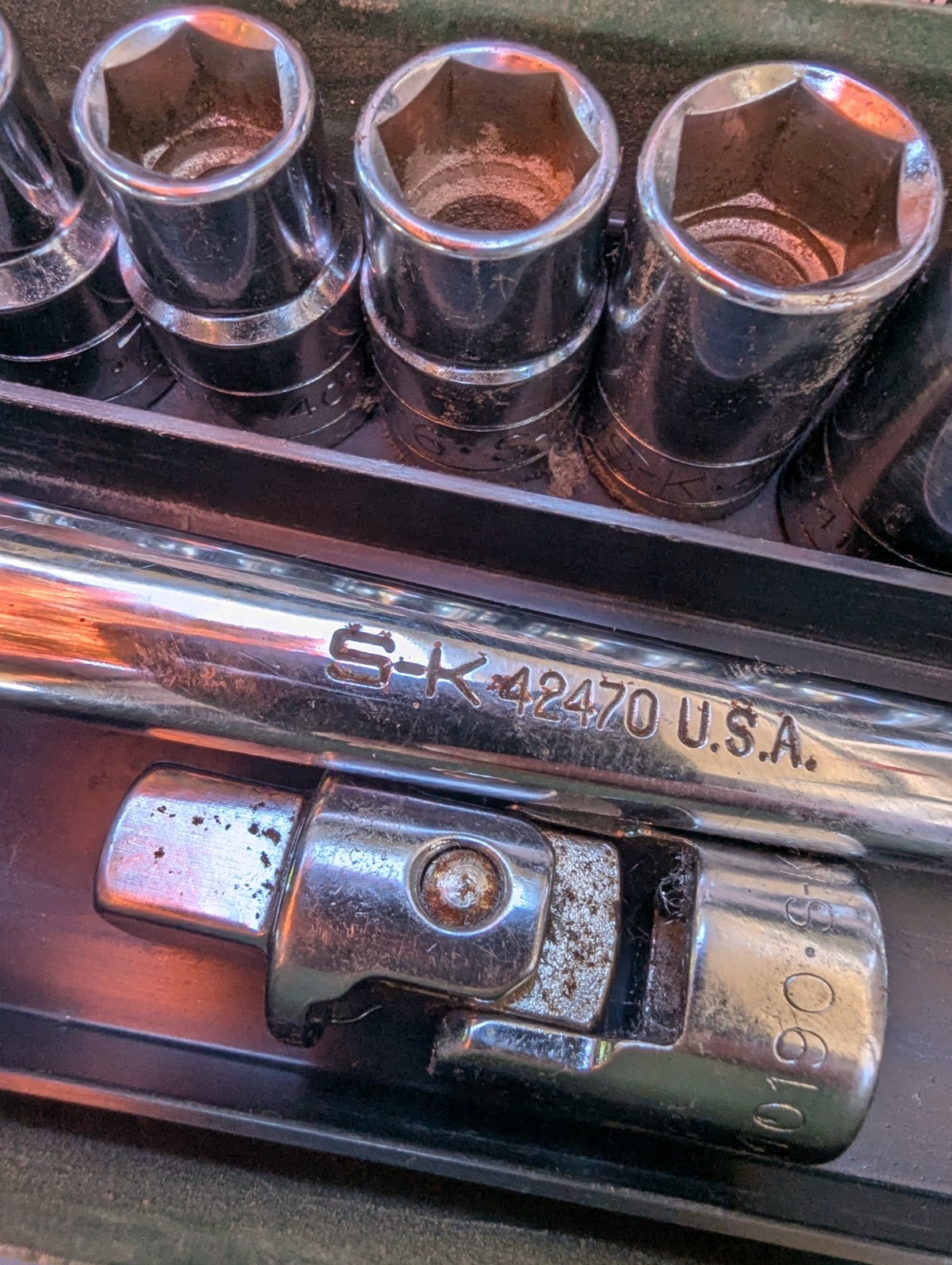 Vintage S-K 1/2" Drive 6 Pt. Socket Set #4116 7/16"-1 -1/4" Ratchet & Universal