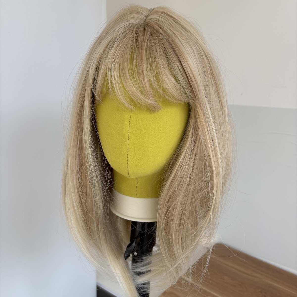 Cosplay Wig With Bangs Bob Straight Gradient blonde Layered Heat Resistant Hair