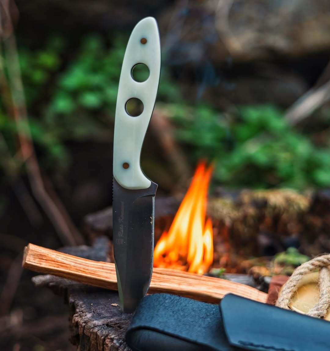 Russ Kommer Whiteout D2 Steel Fixed Blade Hunting Knife With Leather Sheath