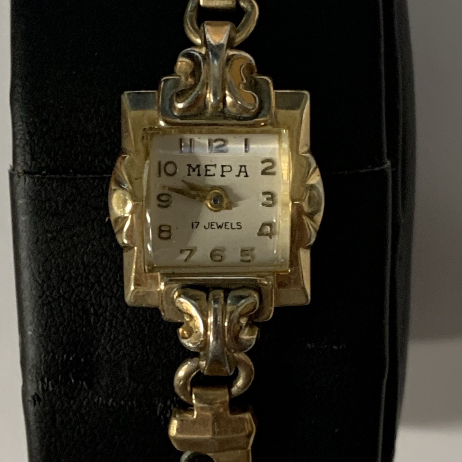 Vintage MEPA 17 Jewels Gold Bronze Toned Wrist Watch Ladies Womens Vtg