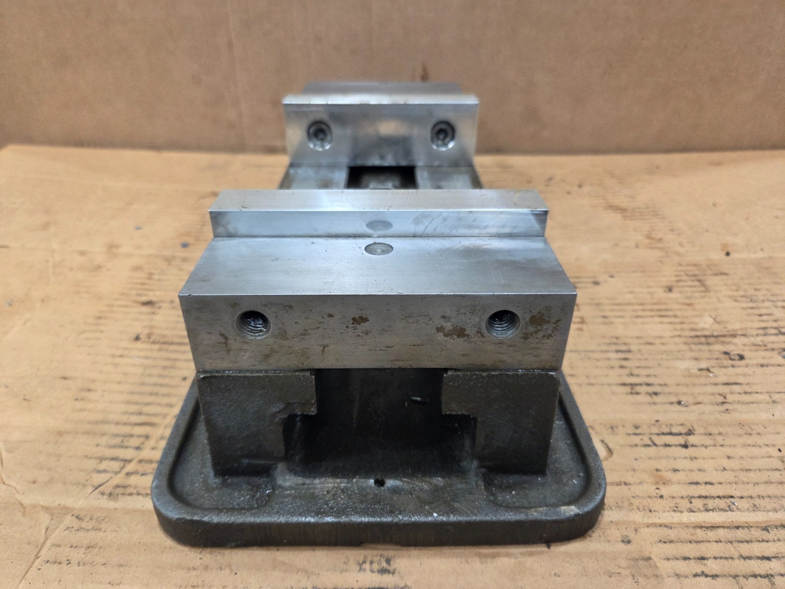 6" Kurt D675 AngLock Milling Machine Vise 7.5" Capacity GE6