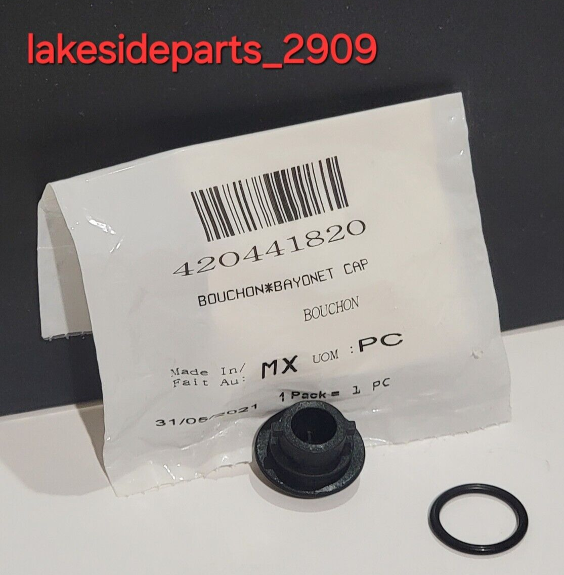OEM CAN-AM DEFENDER TRAXTER MAVERICK X3 TURBO CLUTCH BELT COVER DRAIN PLUG