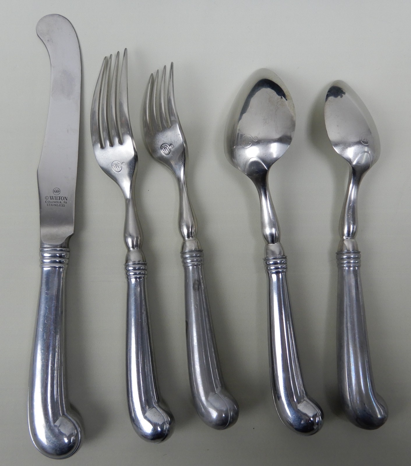 Wilton RWP Armetale Pewter 5 Piece Flatware Pistol Grip Duck/Bird Handle