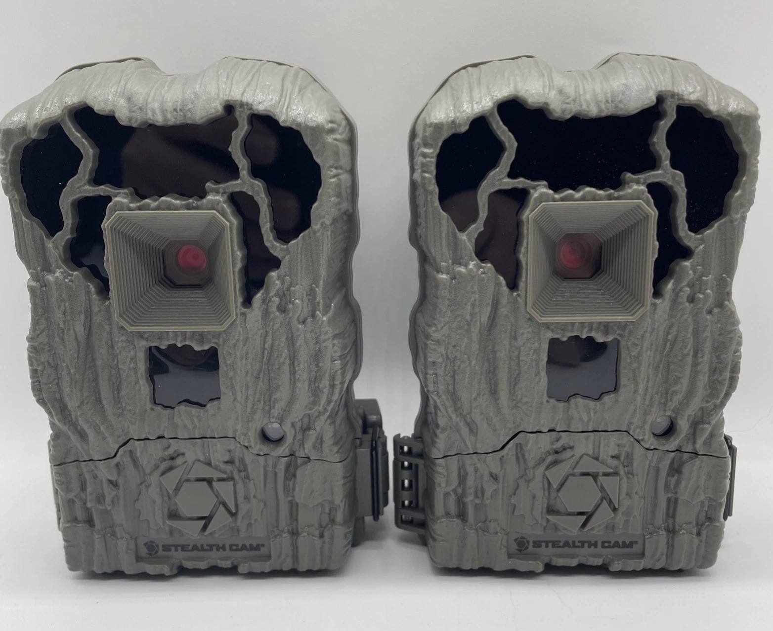 Stealth Cam STC-XS16V2 Trail Camera 2 Pk 16 MP *FREE SHIPPING*