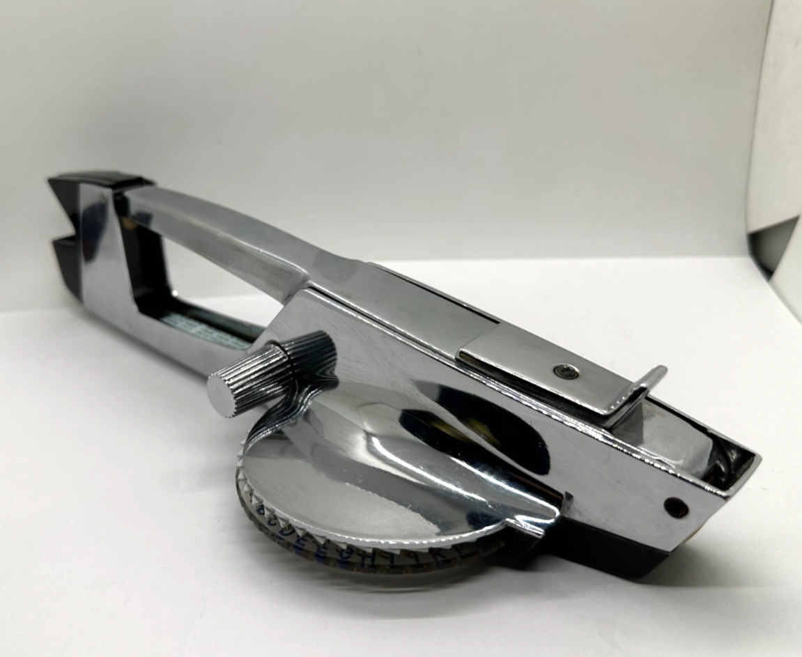 Vintage DYMO Metal Label Maker Made In USA. Tested Works (READ)